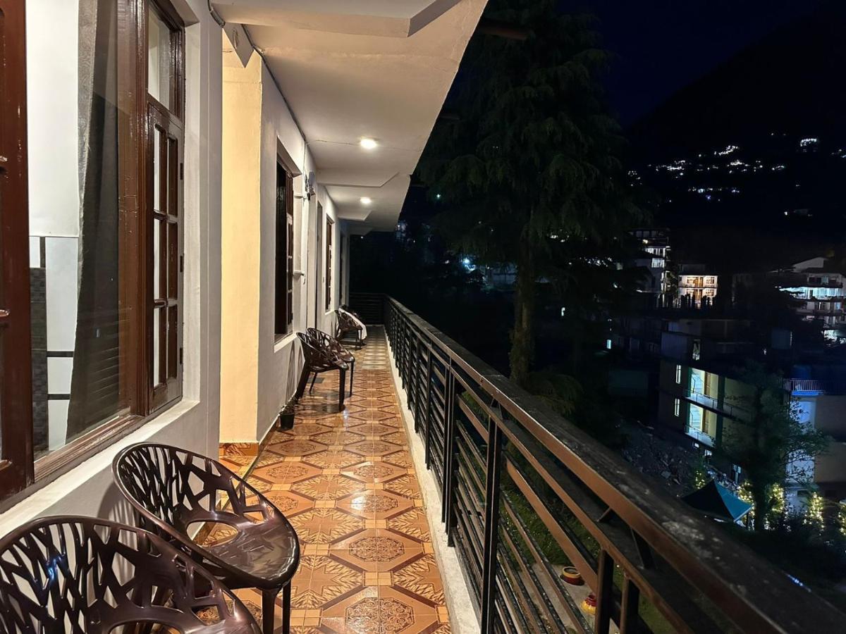 Mountain Vista Hotel Dharamshala Ngoại thất bức ảnh