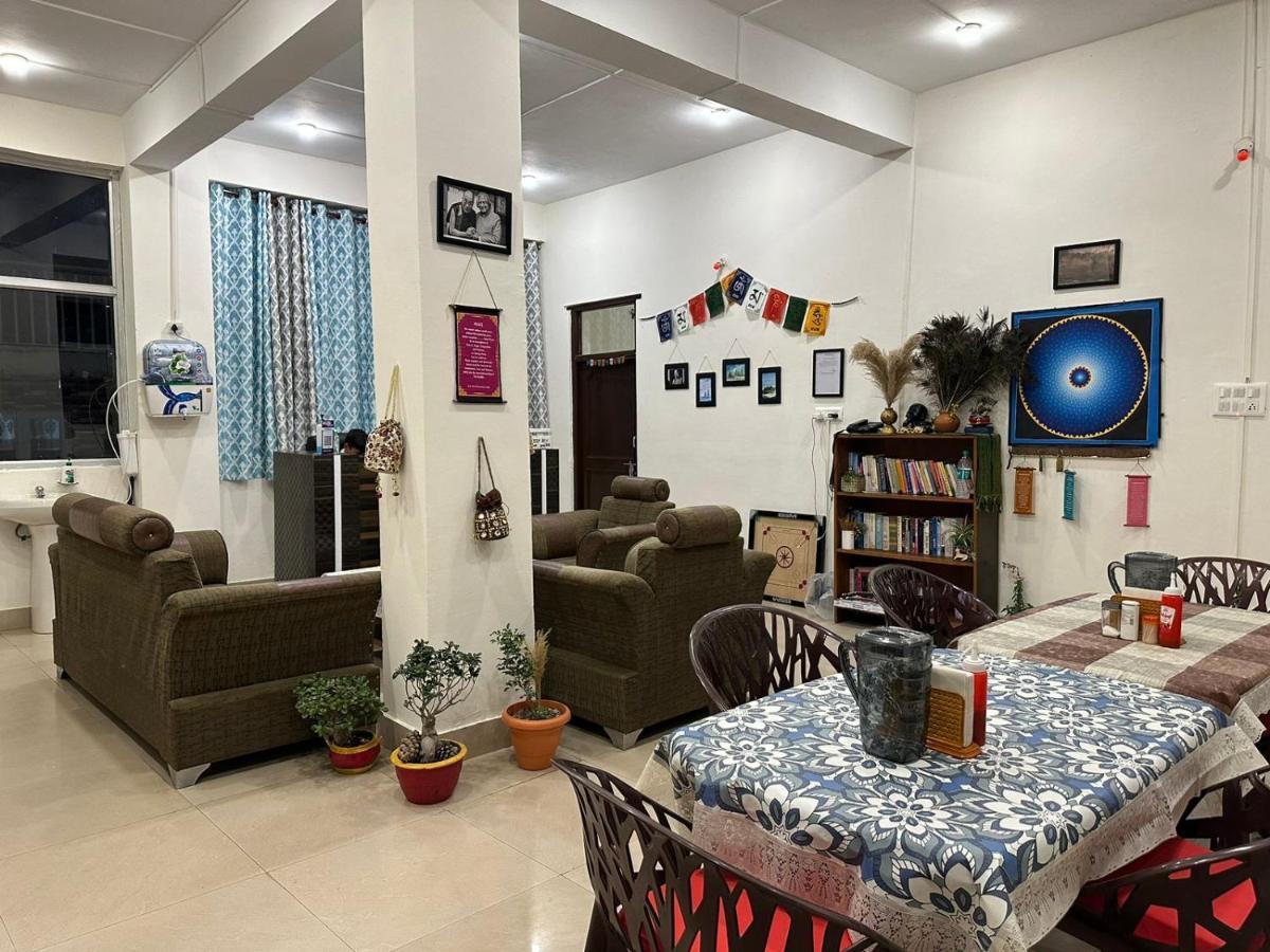 Mountain Vista Hotel Dharamshala Ngoại thất bức ảnh
