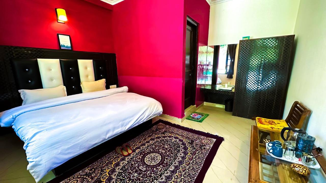 Mountain Vista Hotel Dharamshala Ngoại thất bức ảnh