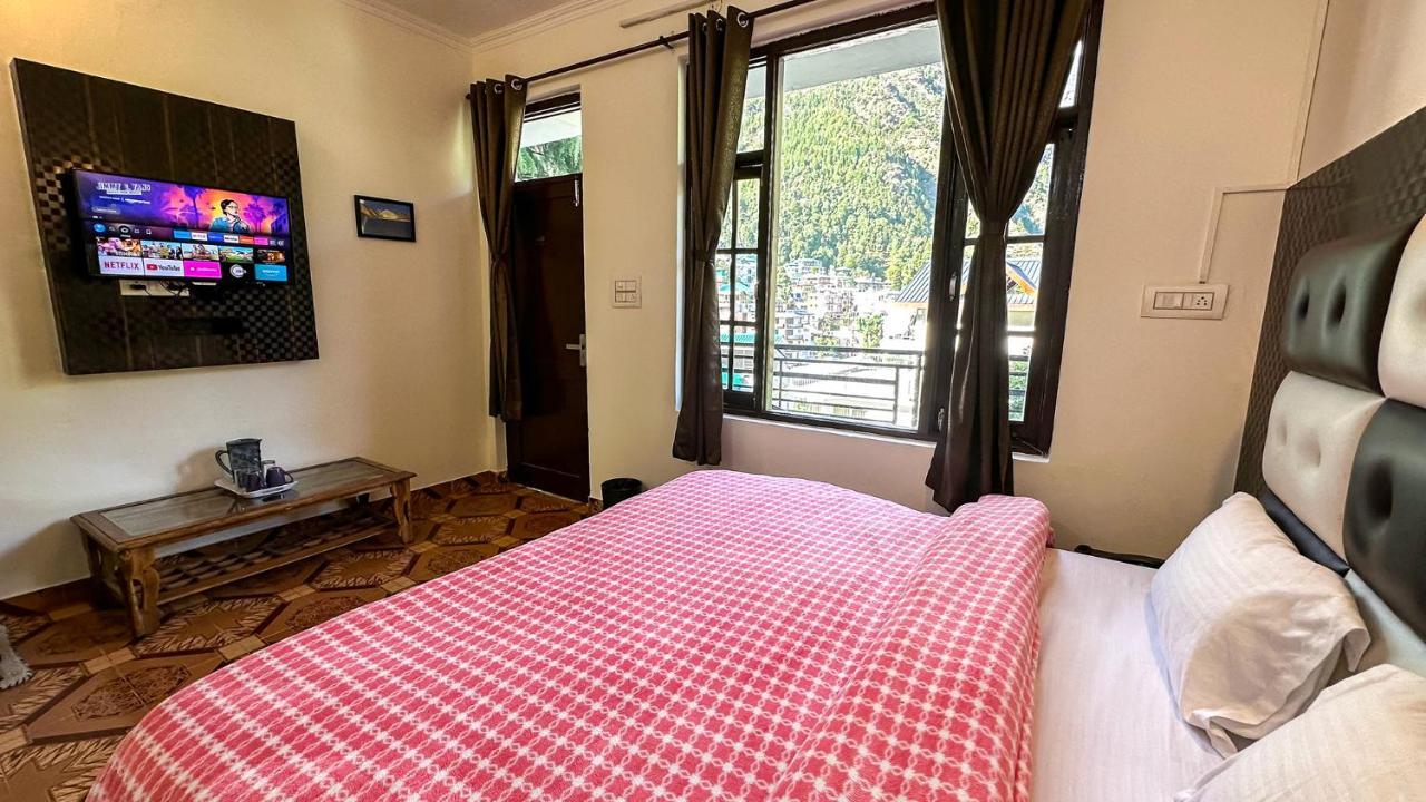 Mountain Vista Hotel Dharamshala Ngoại thất bức ảnh